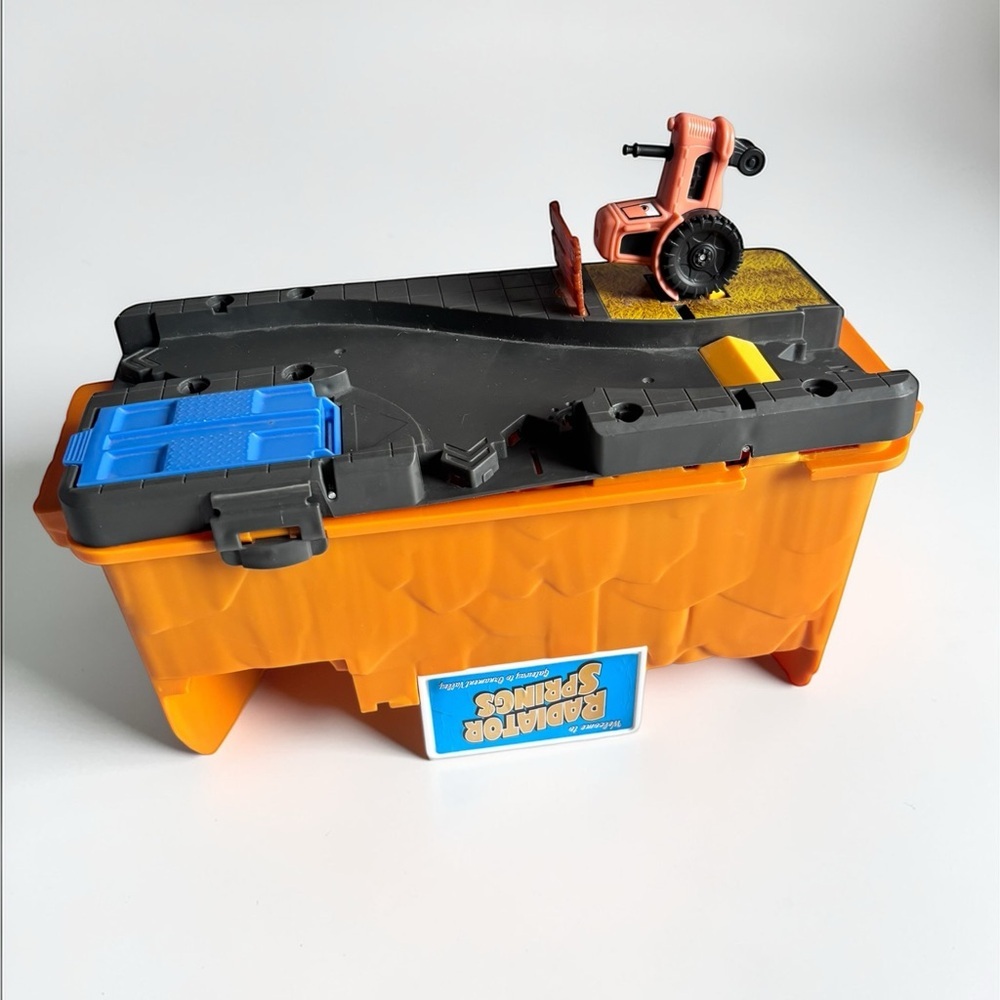 Disney Cars Radiator Springs Pixar Track Toy Set - Picture 6 of 7